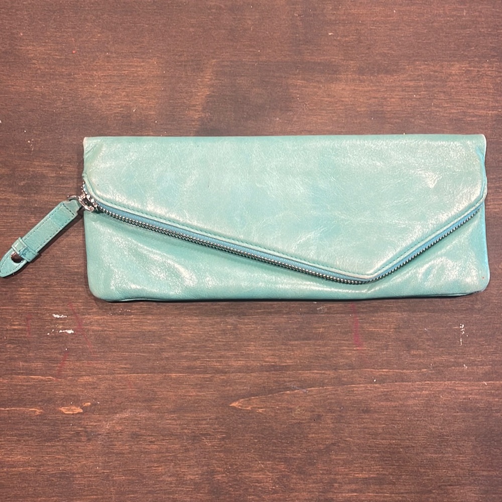 HOBO clutch